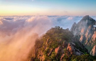 Image of 2-Day Private Trip to Huangshan Mountain and Tongmo Ancient Town from Shanghai