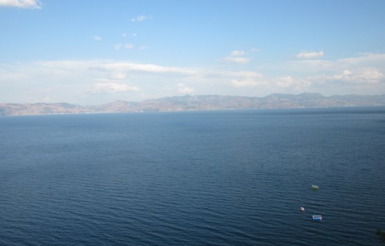 Image of Fu Xian Lake