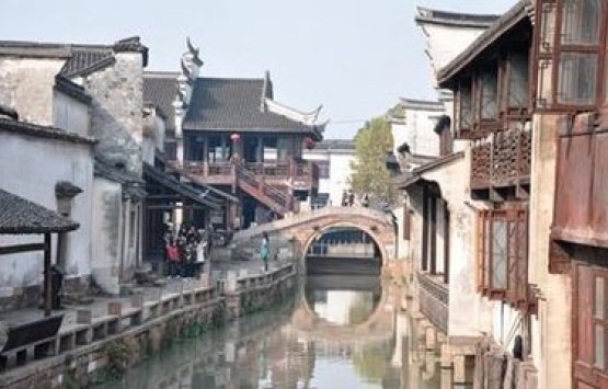 Image of W-Town -ancient town and original Simatai Great Wall one day tour